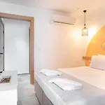 Mare Marin Boutique בודרום