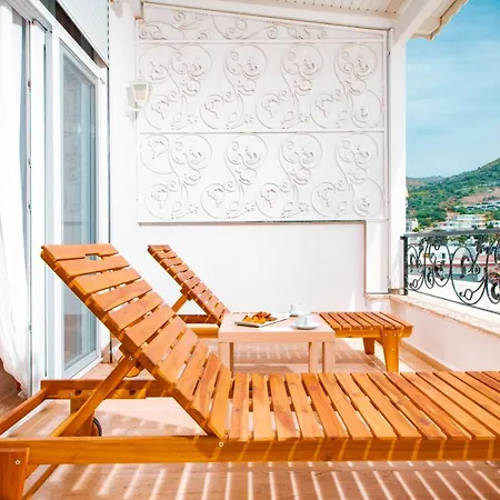 Mare Marin Boutique מלון *