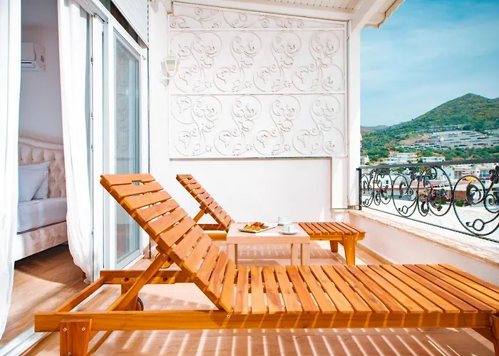 Mare Marin Boutique Hotel *